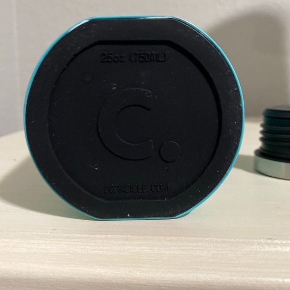 25oz Corkcicle Canteen Water Bottle - Picture 6 of 7
